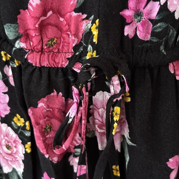Torrid V-Neck Black W/Pink & Yellow Flowers Midi Dress Size 2 (18-20) - Picture 3 of 12